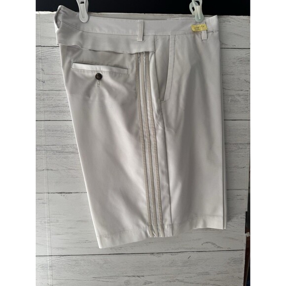 Adidas Golf Shorts ClimaCool Light Beige/White Performance Athletic Sz 36 Mens - Picture 9 of 9